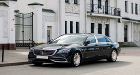 Sedan taxi to DIA airport in Castle Rock, CO